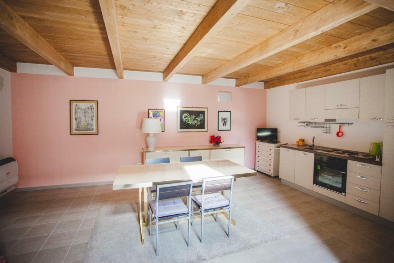 דירות Irsina La Casa Dei Nonni מראה חיצוני תמונה