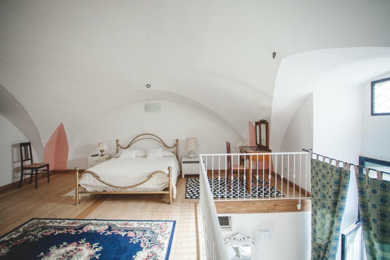 דירות Irsina La Casa Dei Nonni מראה חיצוני תמונה