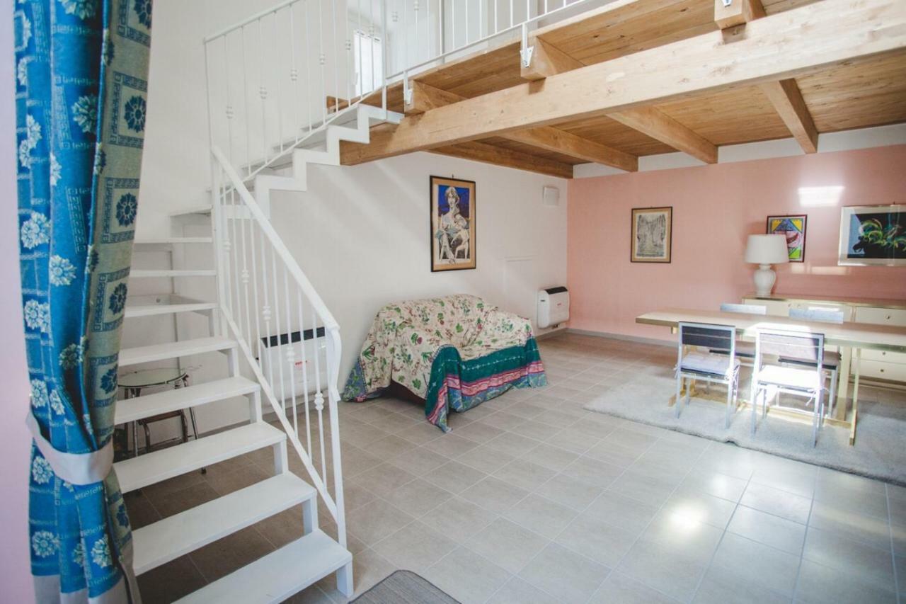 דירות Irsina La Casa Dei Nonni מראה חיצוני תמונה